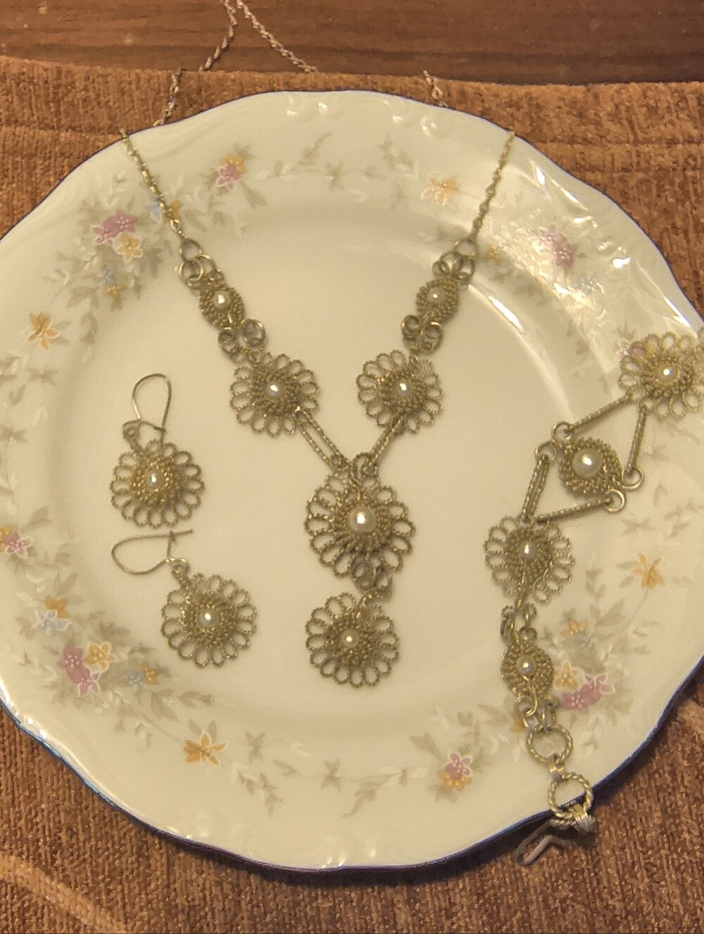 Vtg EUC Victorian FILIGREE Silver WIRE WORK Y-Drop NECKLACE Faux PEARL Set
